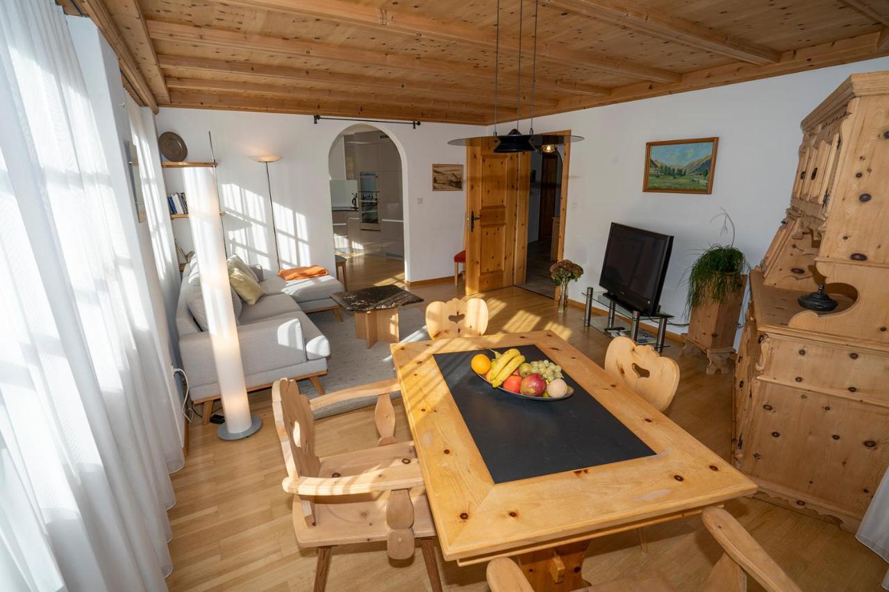 Chasa Nogler - Ferienwohnung Ramosch Екстер'єр фото