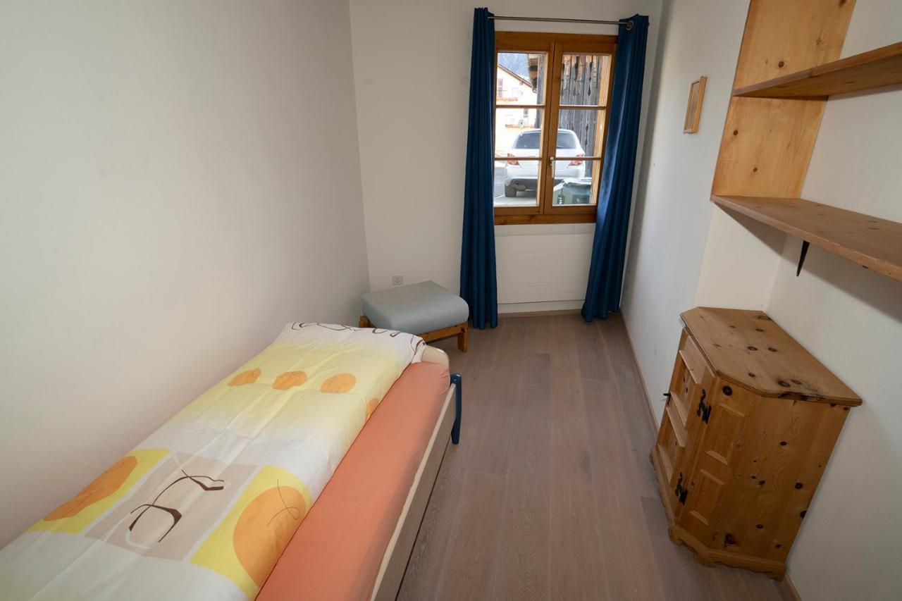 Chasa Nogler - Ferienwohnung Ramosch Екстер'єр фото