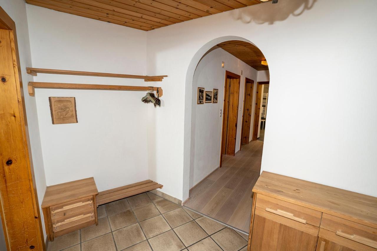 Chasa Nogler - Ferienwohnung Ramosch Екстер'єр фото